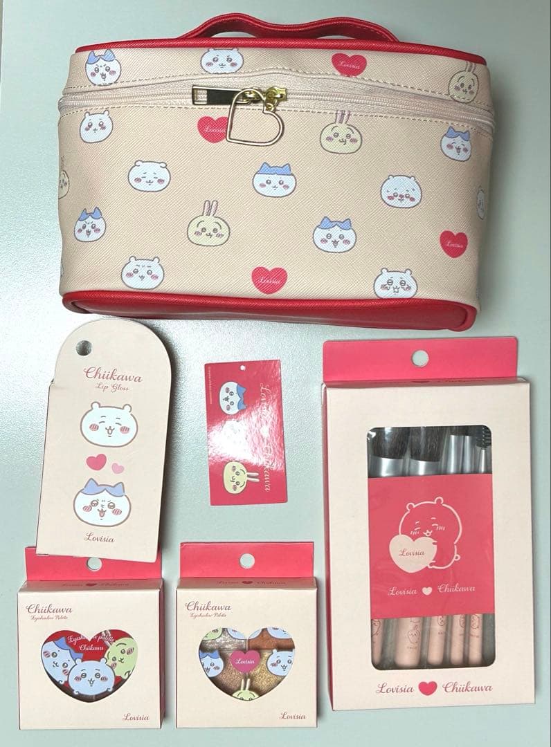 Lovisiaちいかわコスメセット
