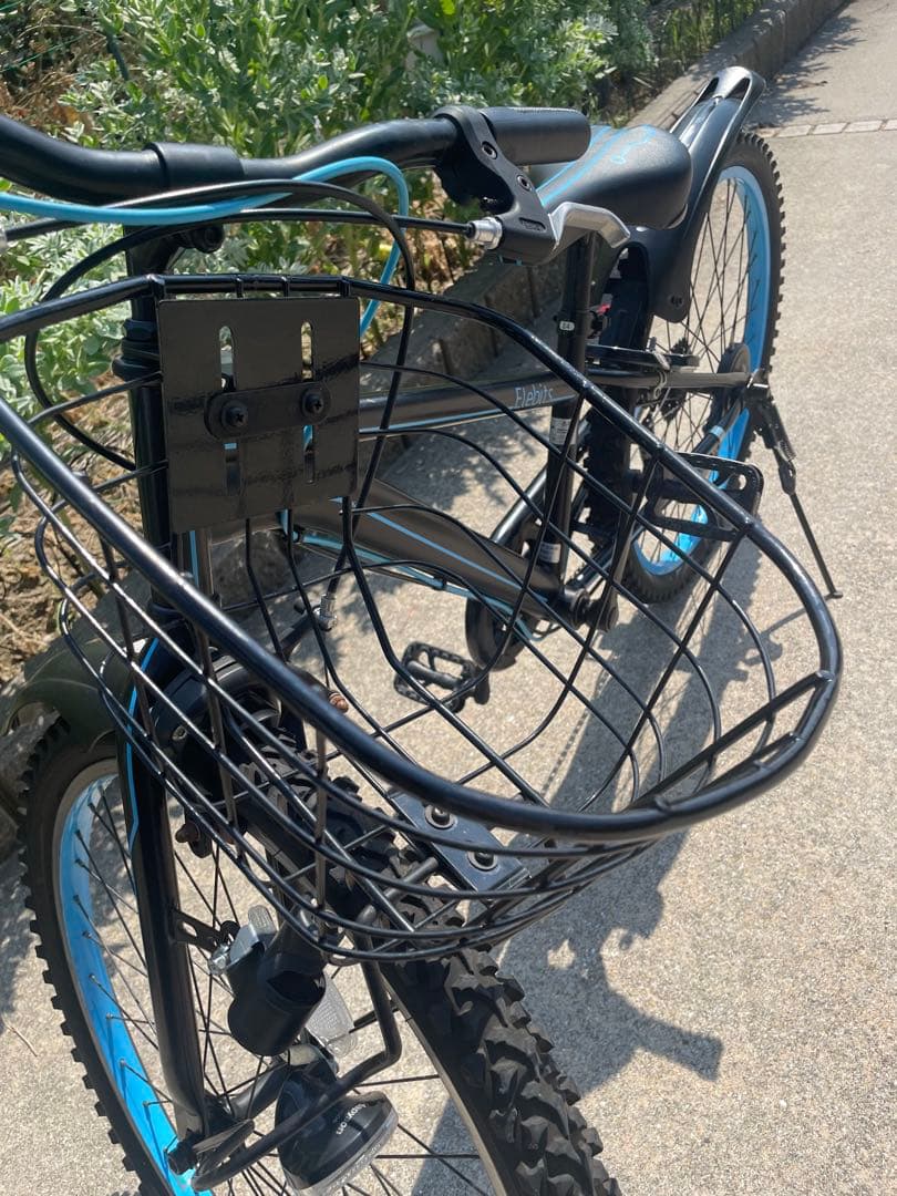 SHIMANO変速機付きマウンテンバイク　24インチ　子供用自転車　直接受渡のみ