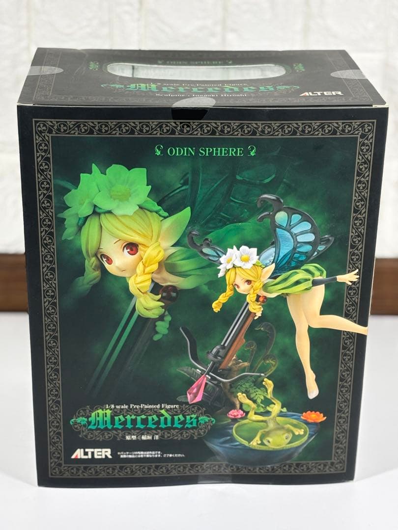 未開封ALTER Mercedes 1/8スケール フィギュア完成品