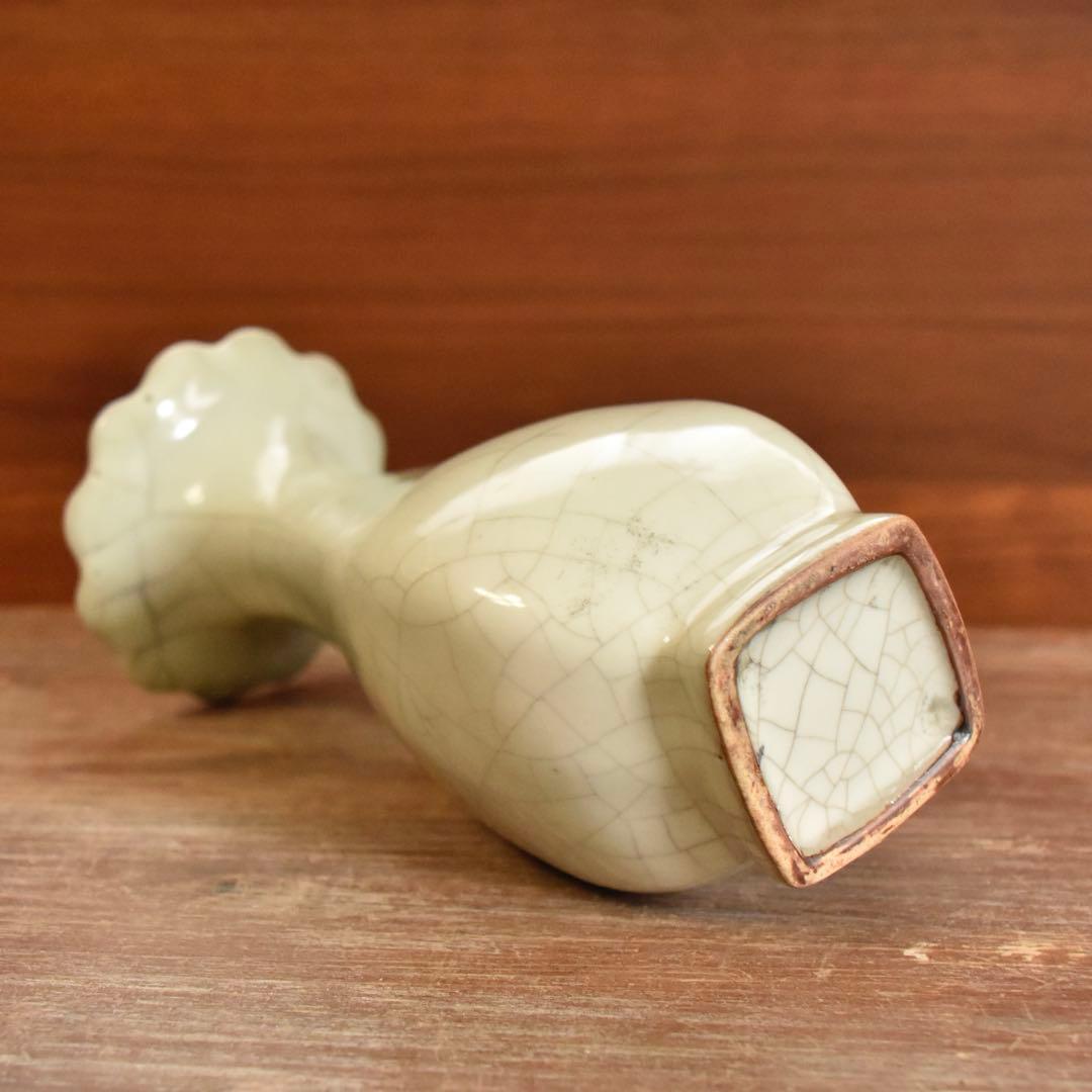 南宋　青磁　花口瓶　中国陶磁器