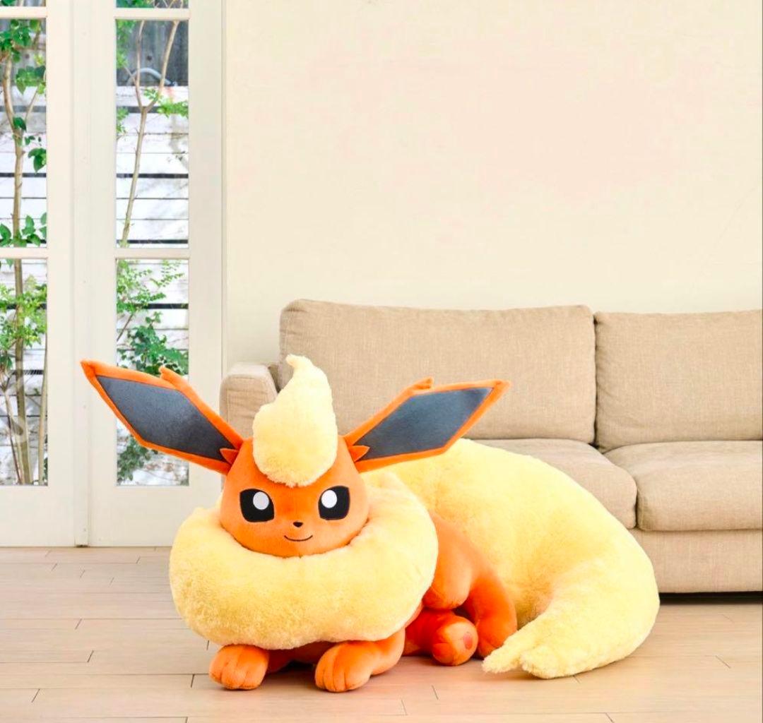 等身大 ブースター 寝そべり ぬいぐるみ ポケモンセンター 限定