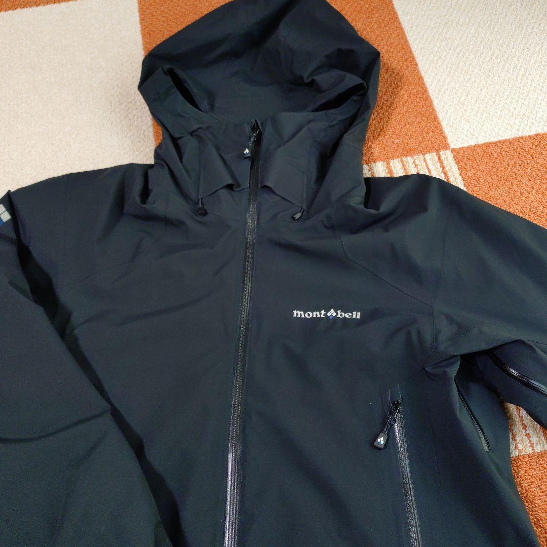 美品　mont-bell フード付きブラックジャケット