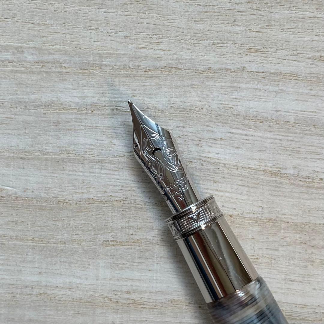 ビスコンティ ヴァン・ゴッホ マキシ バニラ 万年筆 字幅 M