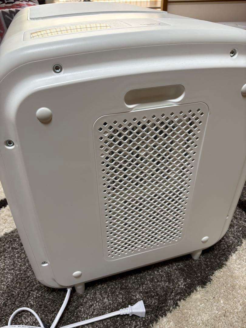 ペットドライルーム　nello　ネロ　KN-B10WH　換えフィルターあり