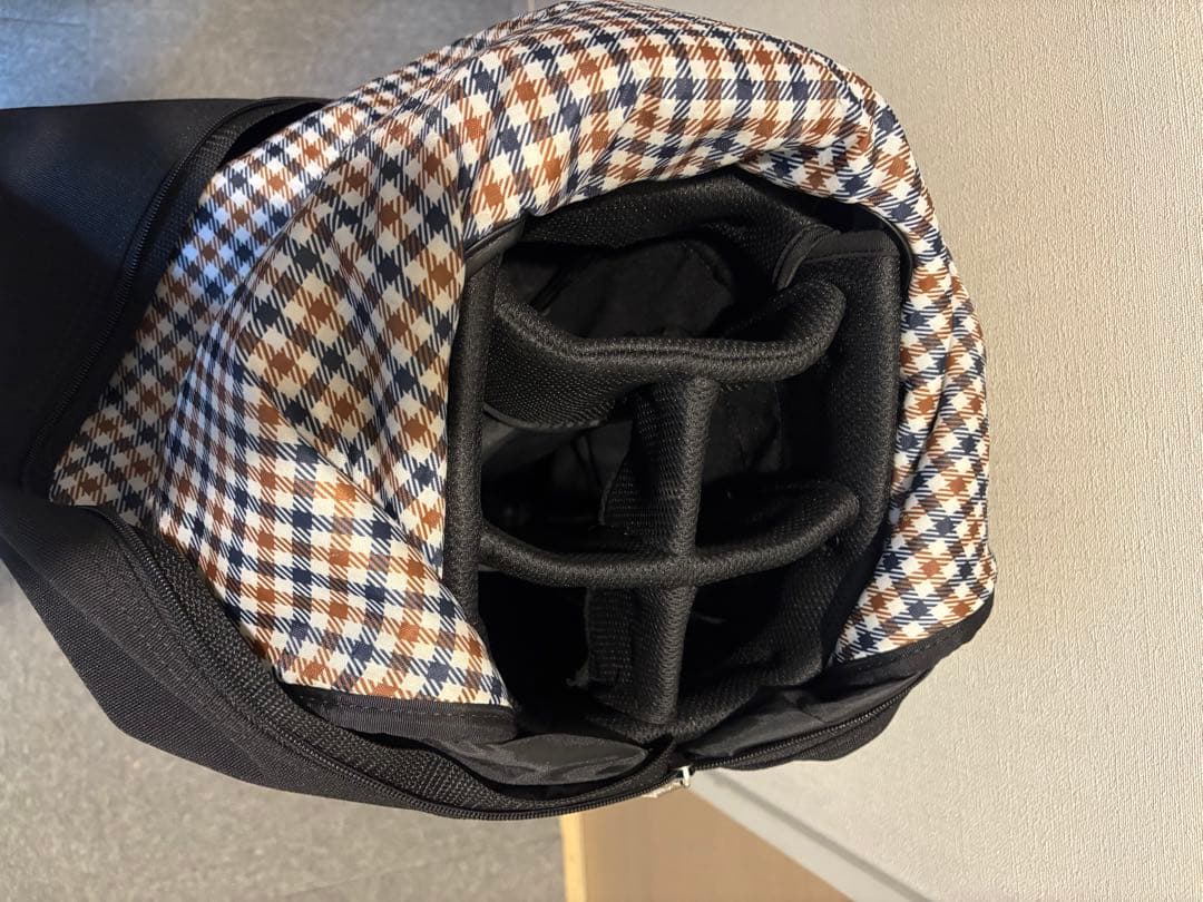 AQUASCUTUM ブラック ゴルフバッグ　アクアスキュータム