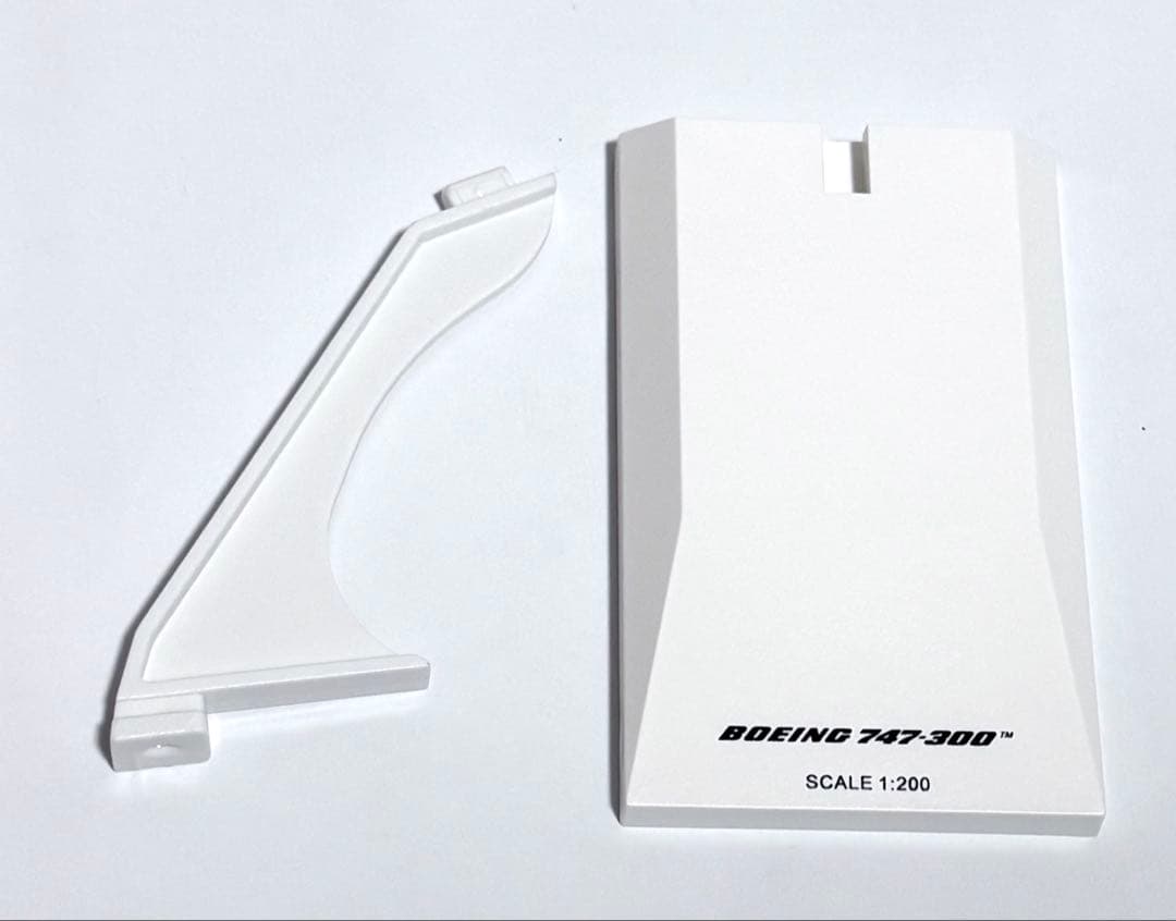 JALUX 1/200 B747-300 JAA 日本アジア航空 JA8189