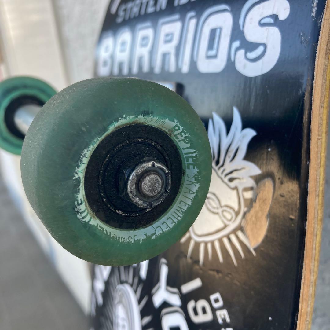 【美品】5boro nyc スケートボード　コンプリート　8.25インチ