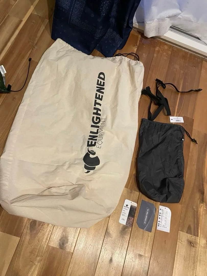 エンライト・イクイップメント APEX 50°F (10°C) レヴェレーション