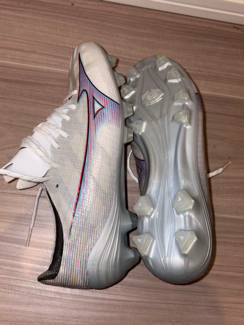 MIZUNOミズノサッカースパイク αプロホワイト24.0cm