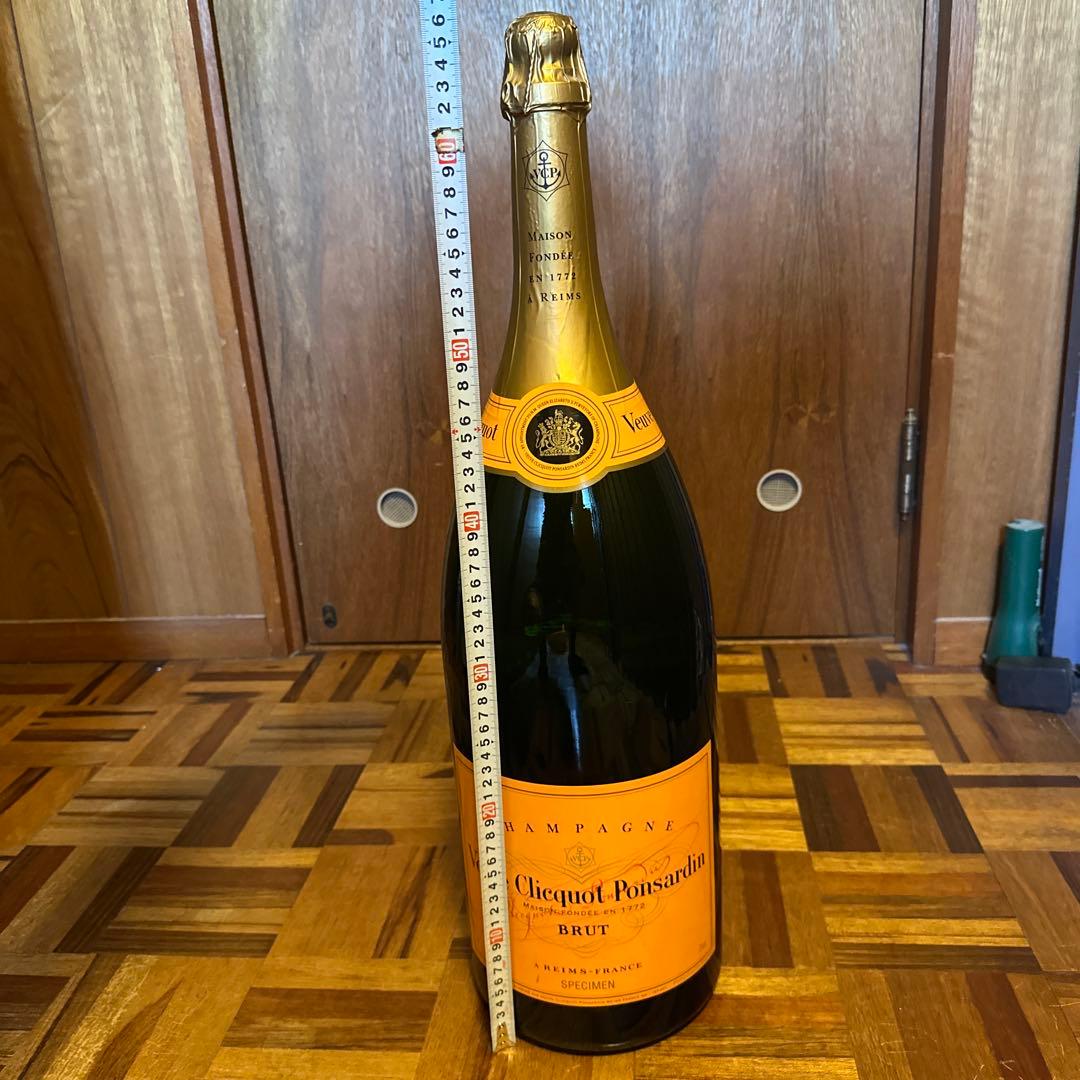 「ヴーヴ・クリコ・ブリュット・イエローラベル」 のダミーボトル9L