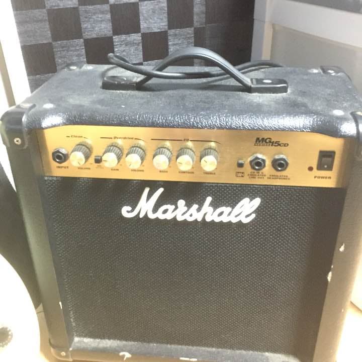 ギターとアンプのセット