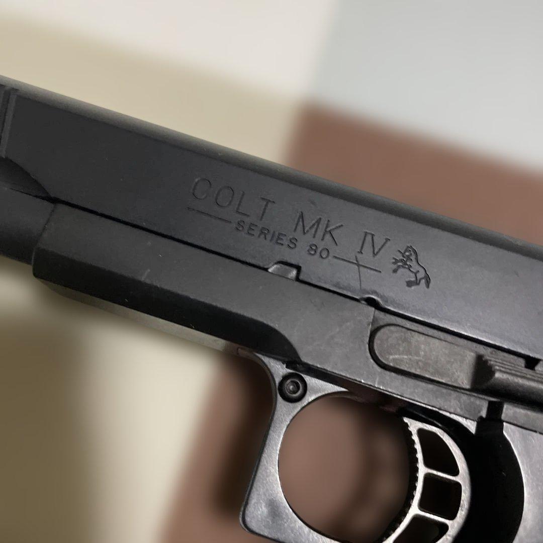 サイレンサー付きガスガン プラスチック日本製