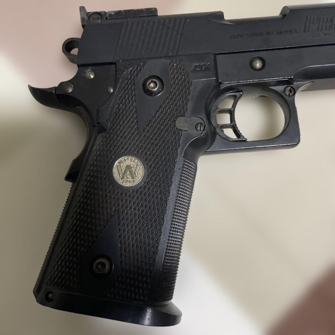 サイレンサー付きガスガン プラスチック日本製