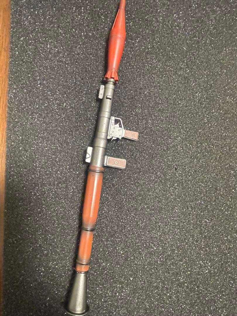 レオン・S・ケネディ フィギュア　1/6 RE4 バイオハザード