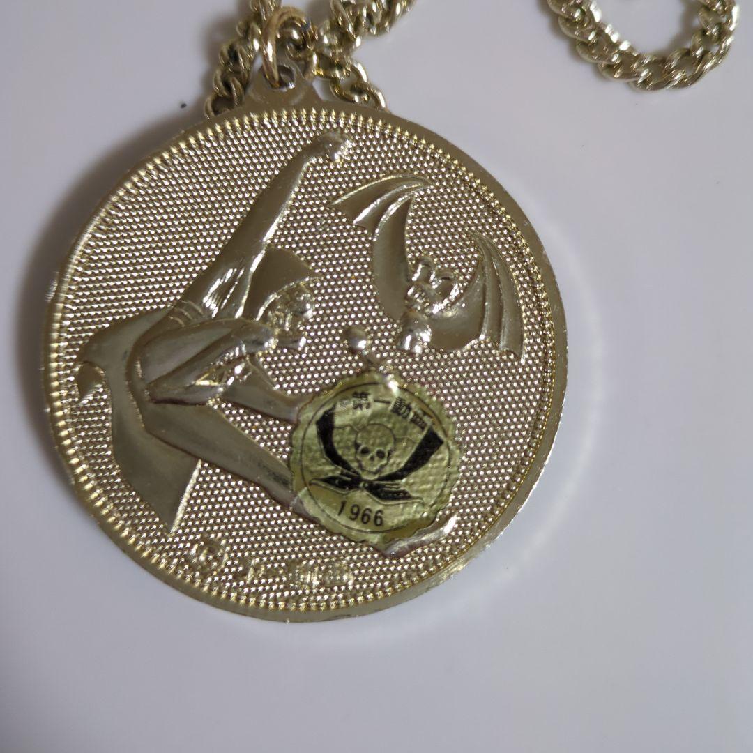 黄金バット　ペンダント　1966年　昭和レトロ　激レア希少美品