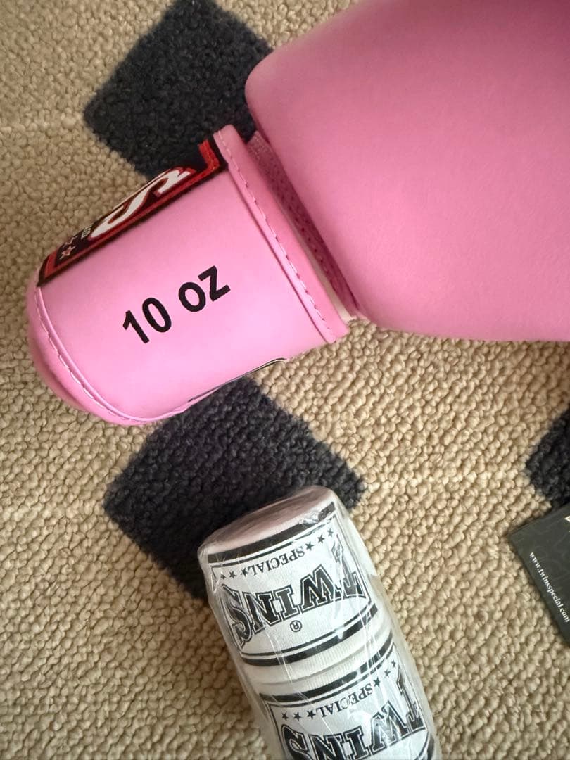 新品未使用 TWINS SPECIAL 本革ボクシンググローブ 10oz ピンク