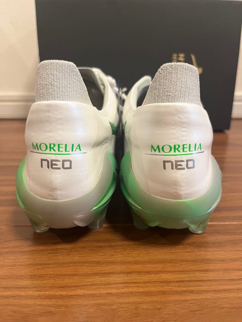 新品未使用！限定カラー　モレリアNEO4JAPAN 29.5！