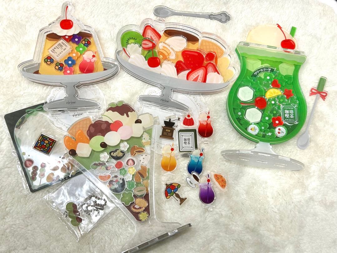 フクヤ　アクリルフレーム　カード　キーホルダー　パーツ　まとめ売り　ririne