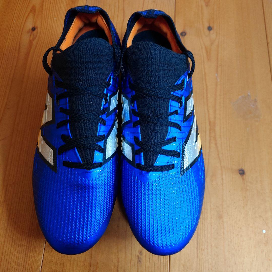 New Balanceサッカースパイク Tekela Pro HG