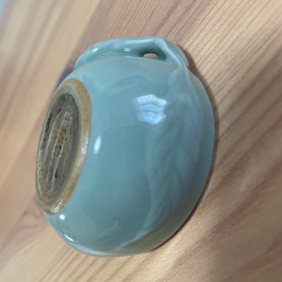 桃形盃　青瓷　ぐい呑み　お猪口　箱付き