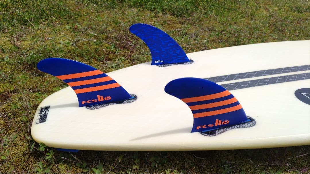 ハードケースとフィン付き！　JS サーフボード　5.8　エア17ｘ　ジェイエス
