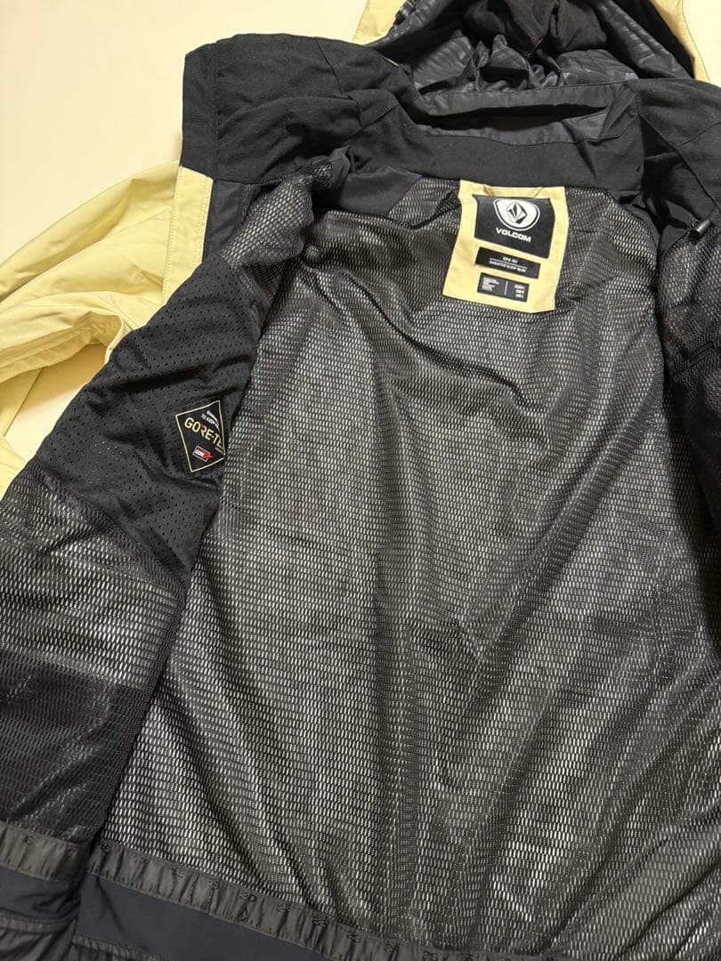 ☆山太郎☆Volcom スノーボードジャケット