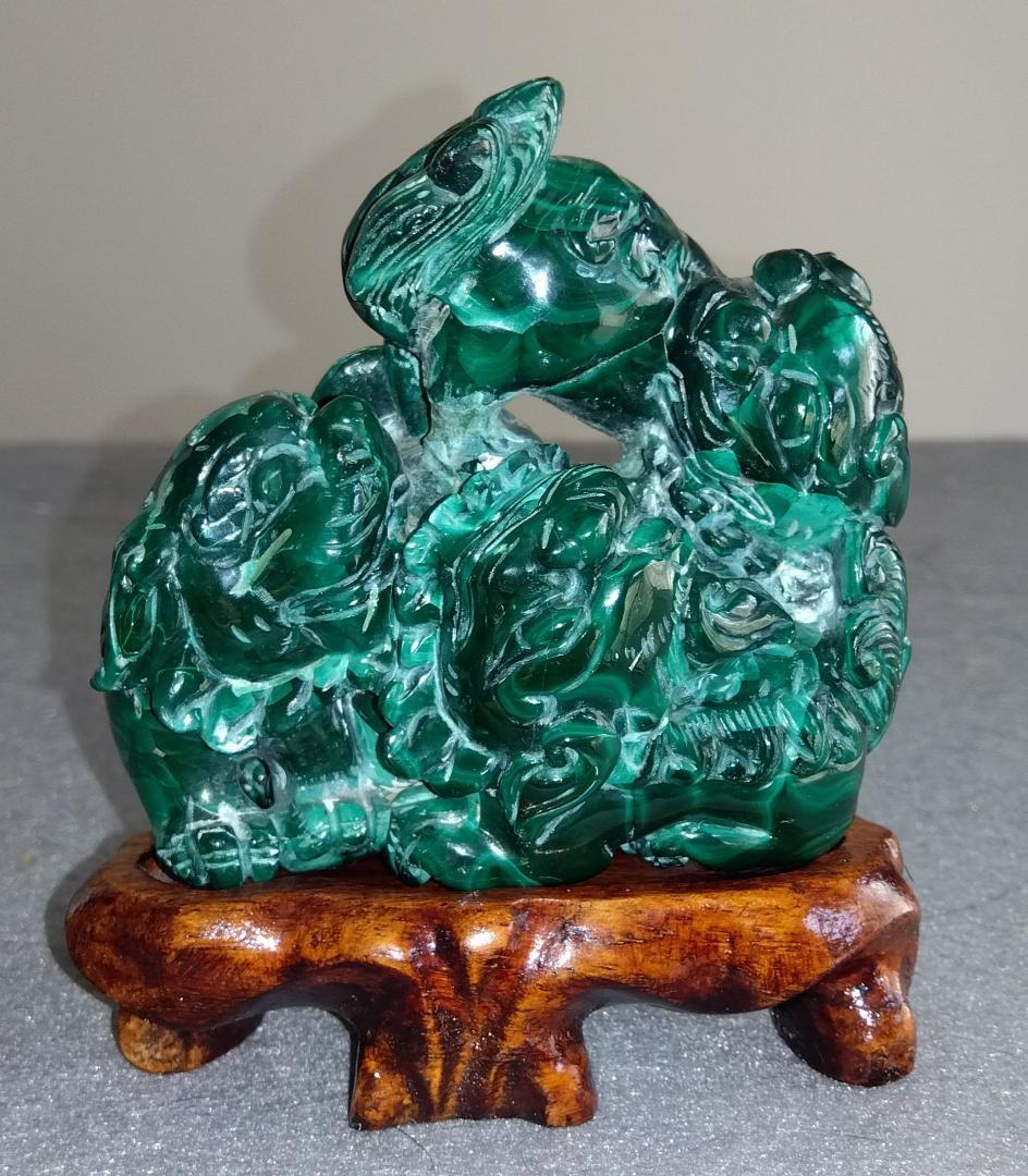 孔雀石（マラカイト）吉祥霊獣三対獅子置物 台座 極細工逸品置物