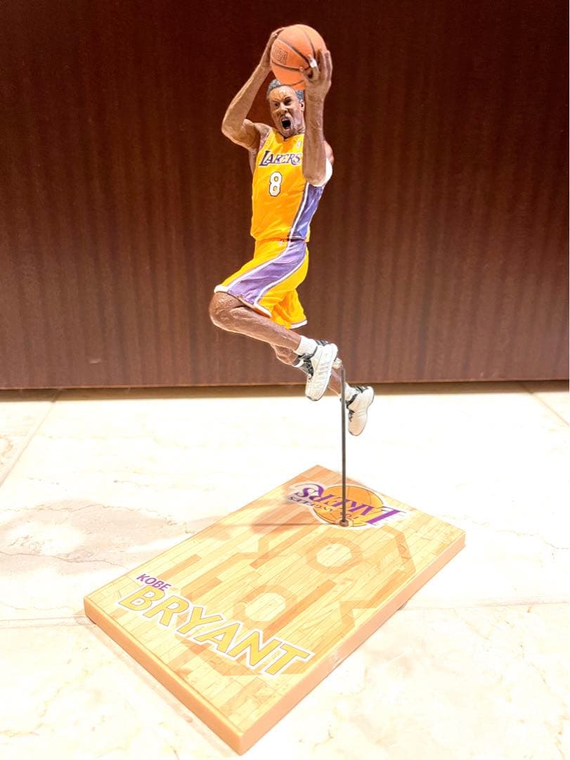 Kobe Bryant レイカーズ NBA コービー・ブライアント フィギュア