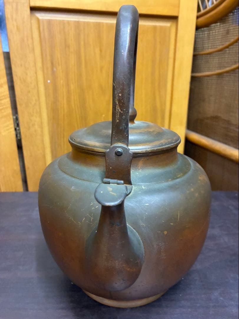 銅製の山彫刻やかん　アンティーク　古美術　骨董品