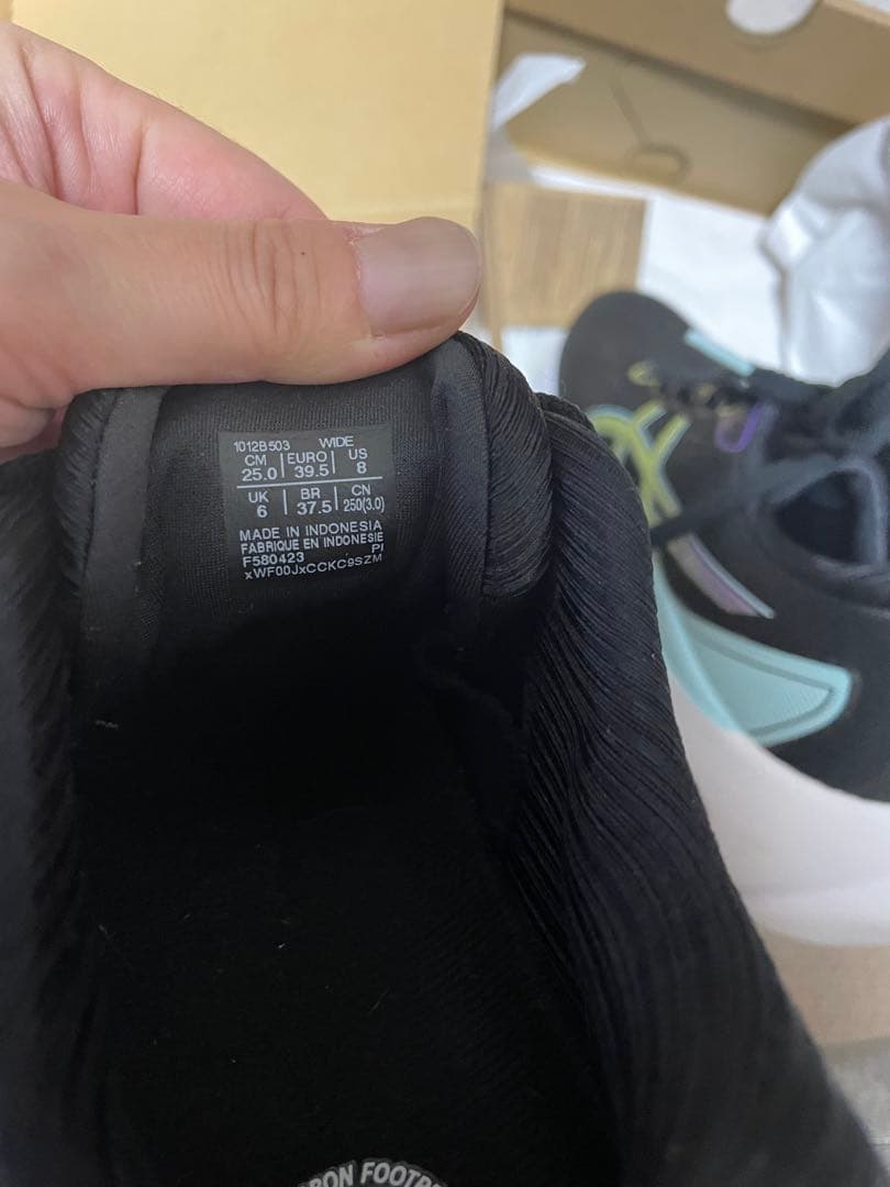 konchan様ASICS GEL-KAYANO30ランニングシューズ25cm