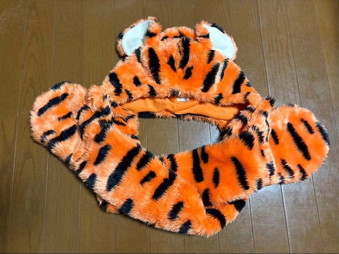 マフラーキャップ ティガー