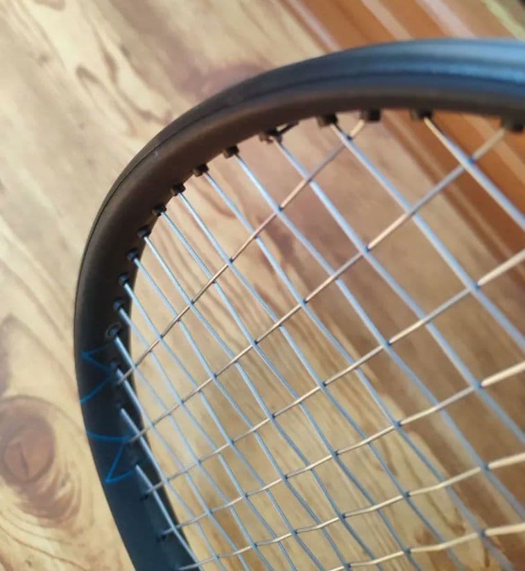 ダイアデム　DIADEM NOVA ノヴァV3 G2テニスラケット