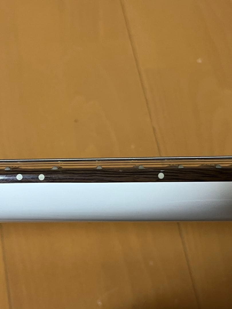 エピフォン YungBlud SG Junior Classic White