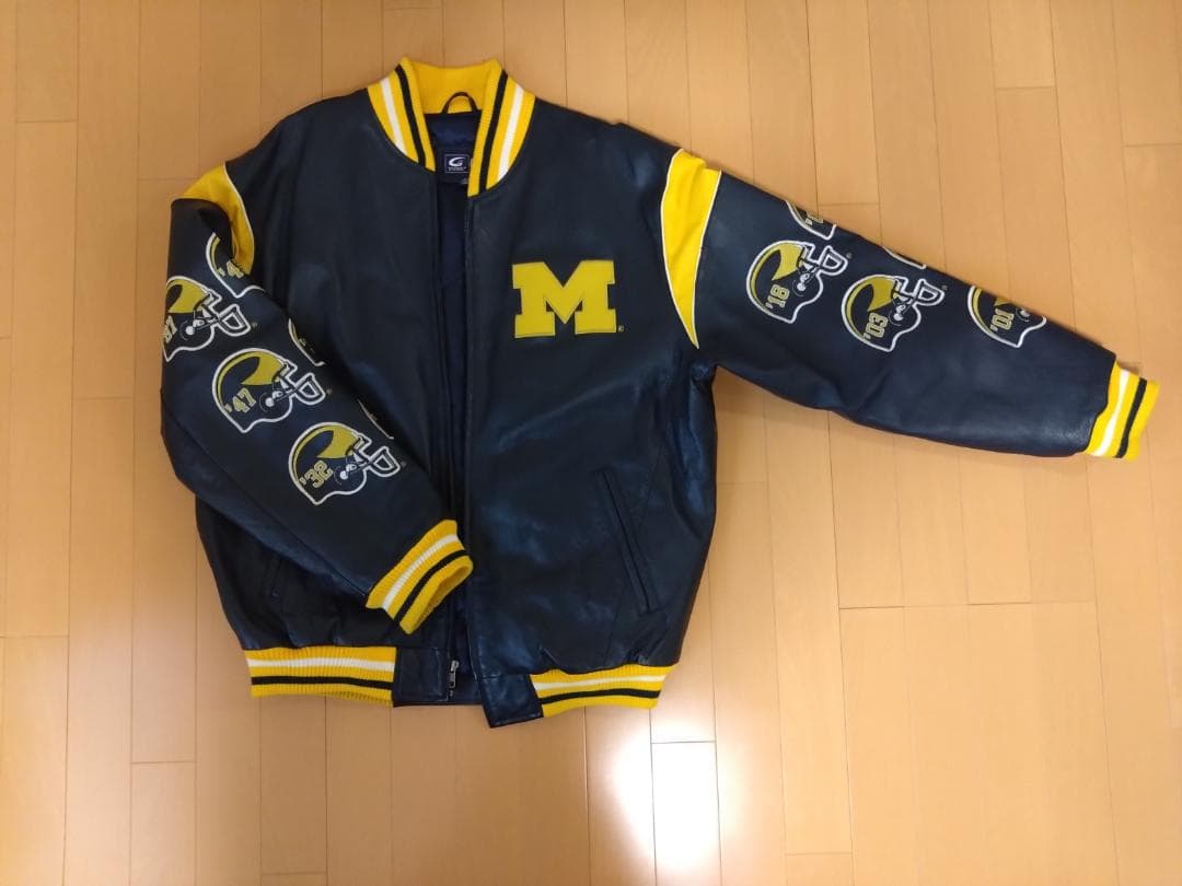 NFL NCAAフットボール　ミシガン・ウルヴァリンズ　ani革ジャン　ジップ