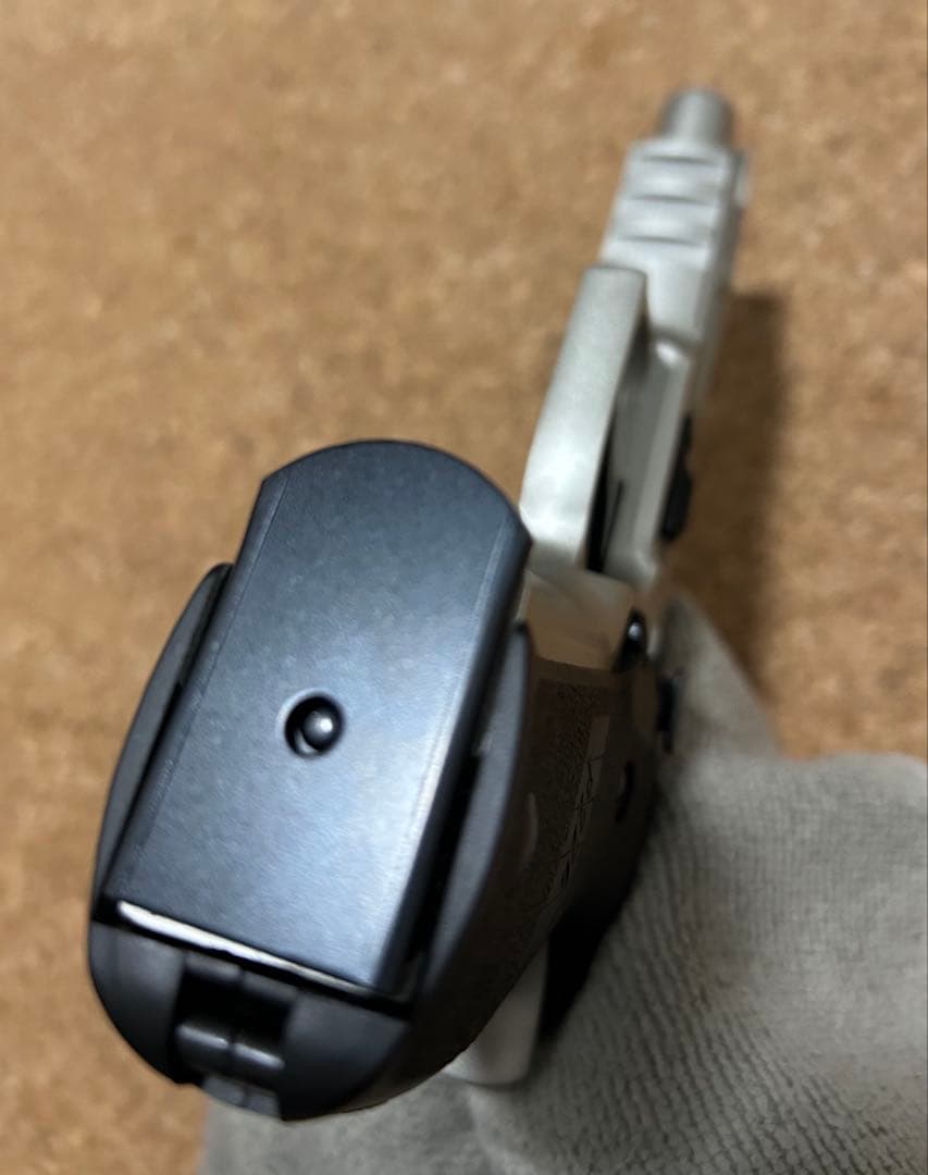 タナカワークス　SIG P226 ウォームシルバー　モデルガン　未発火　新品