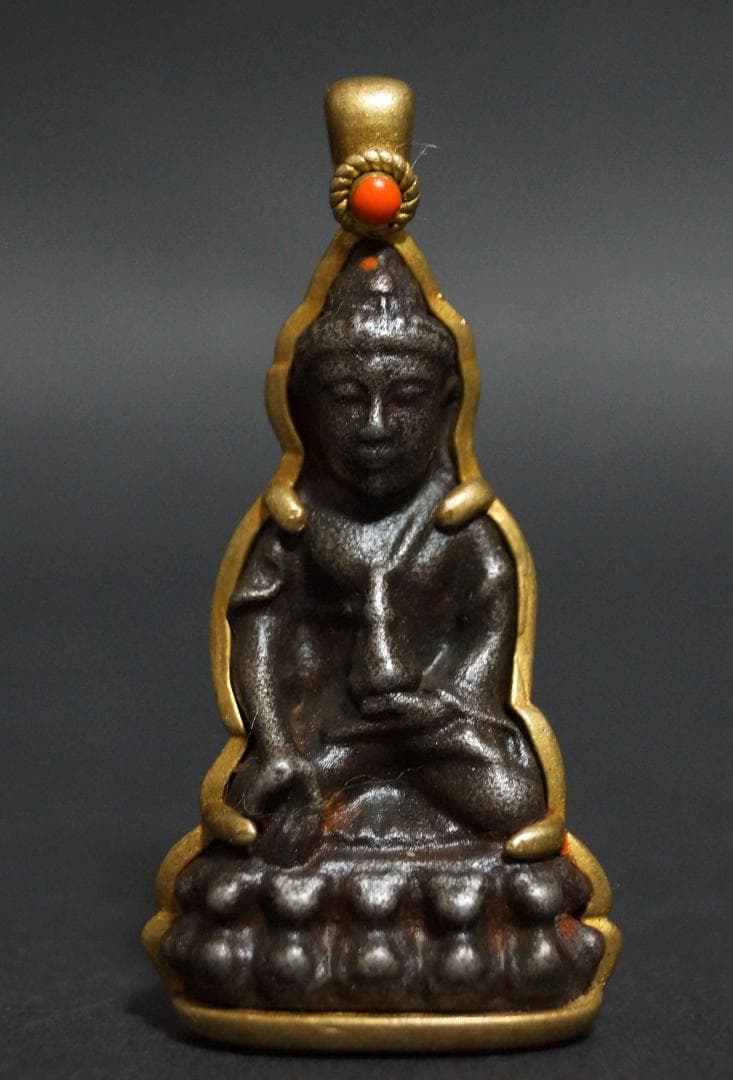 オールドチベット仏教 銅地包天鉄金工細工『釈迦牟尼仏 アミュレット』根付お守り