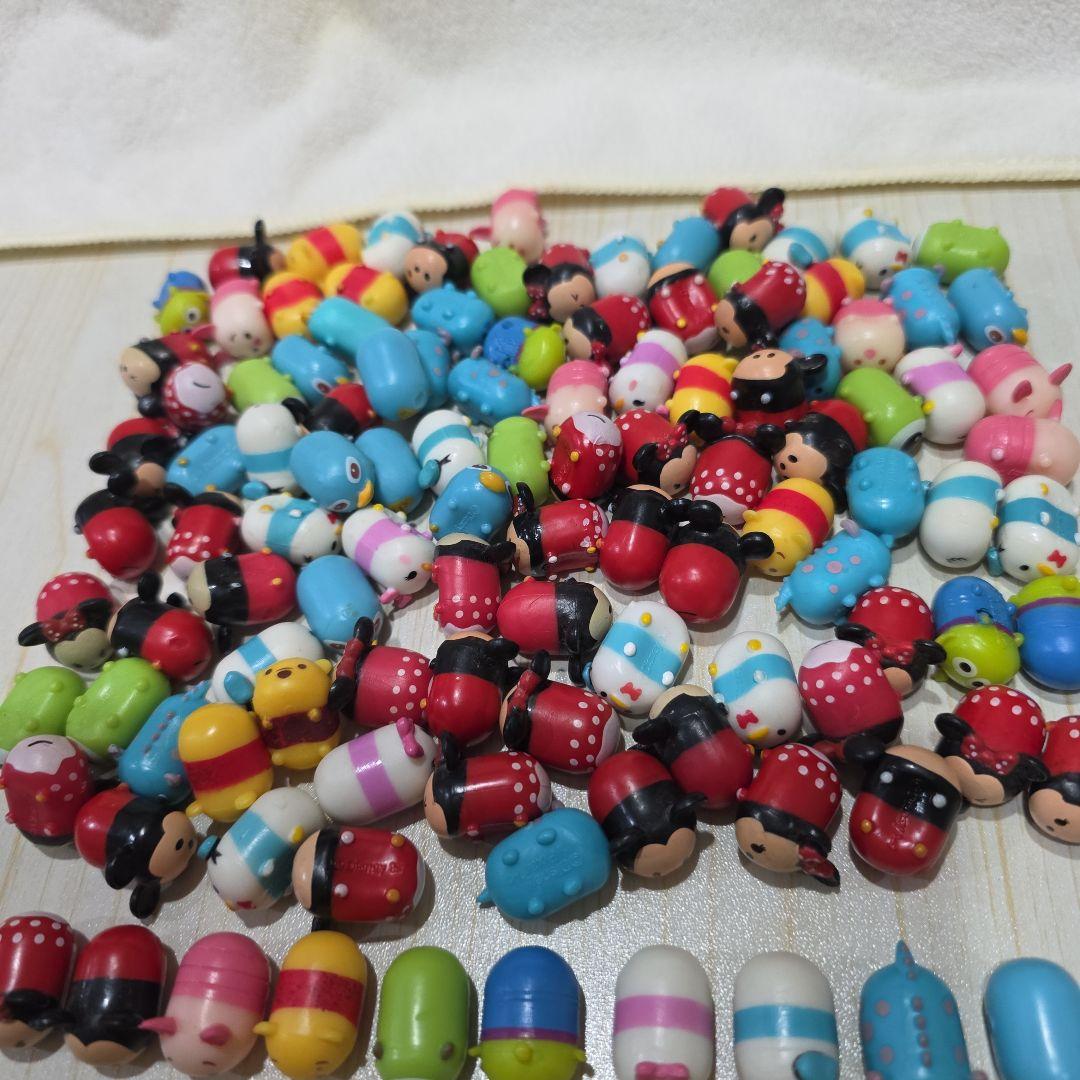 バスボール　マスコット　ツムツムなど　たくさん　数は不明　ディズニー　フィギュア