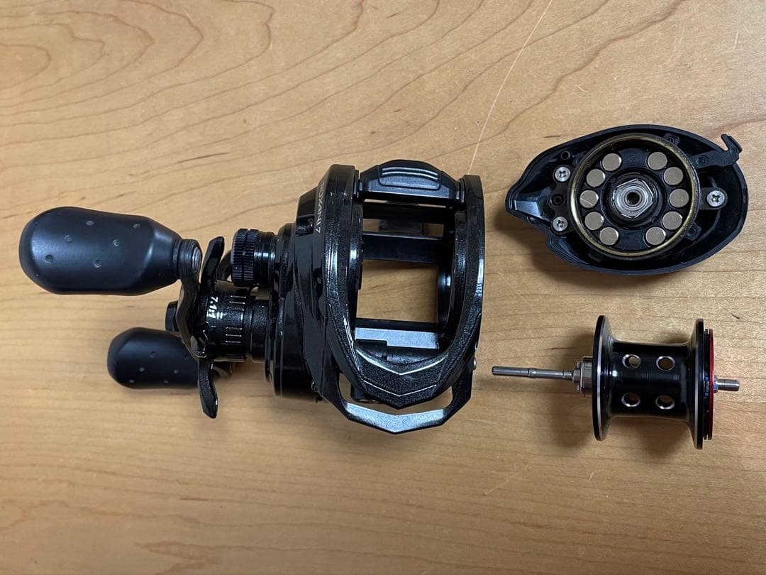 AbuGarcia ROXANI7 右巻き