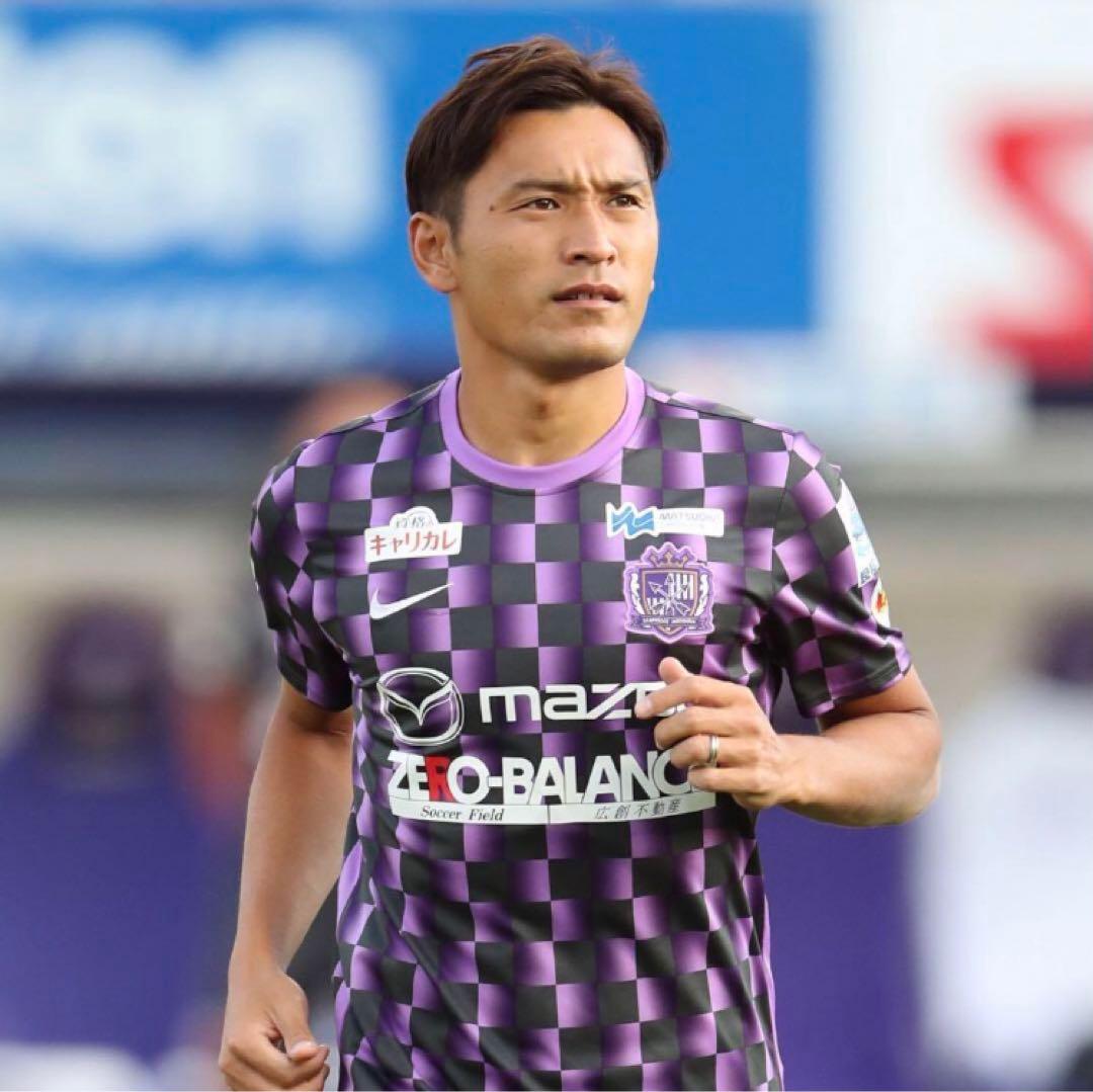 【美品】サンフレッチェ広島 プレマッチトップ NIKE ナイキ