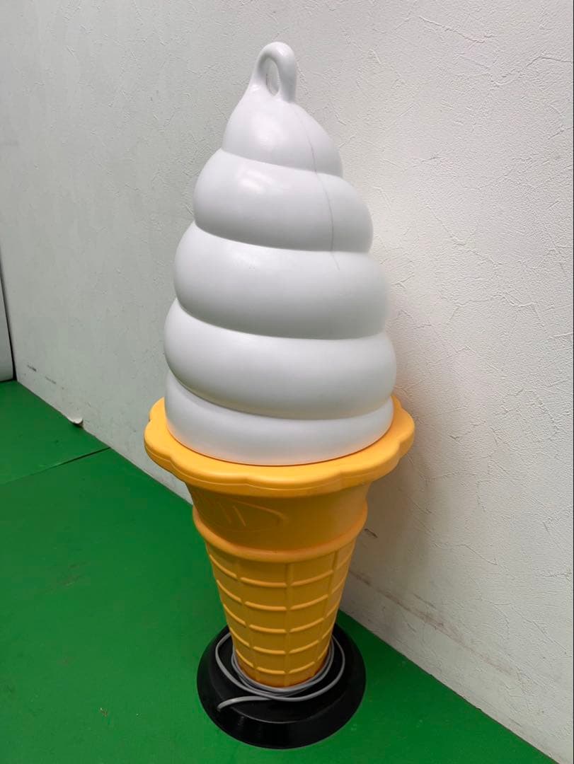 TOMI スジャータシルクアイス　ソフトクリームオブジェ あんどん大　点灯式