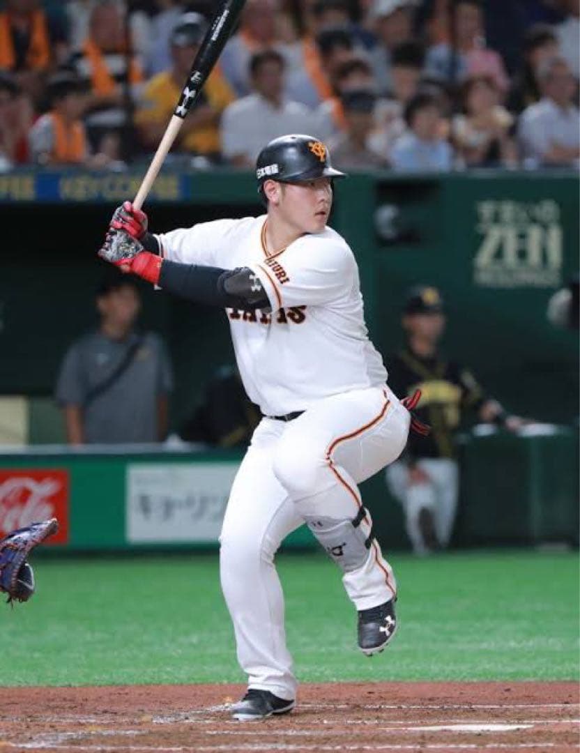 読売ジャイアンツ　巨人　岡本和真 #25　バット NPBマーク 支給品　実使用