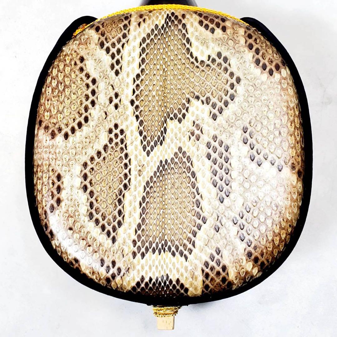 【極美品・すぐ始められる】沖縄三線 本蛇皮張り 付属品多数 初心者セット