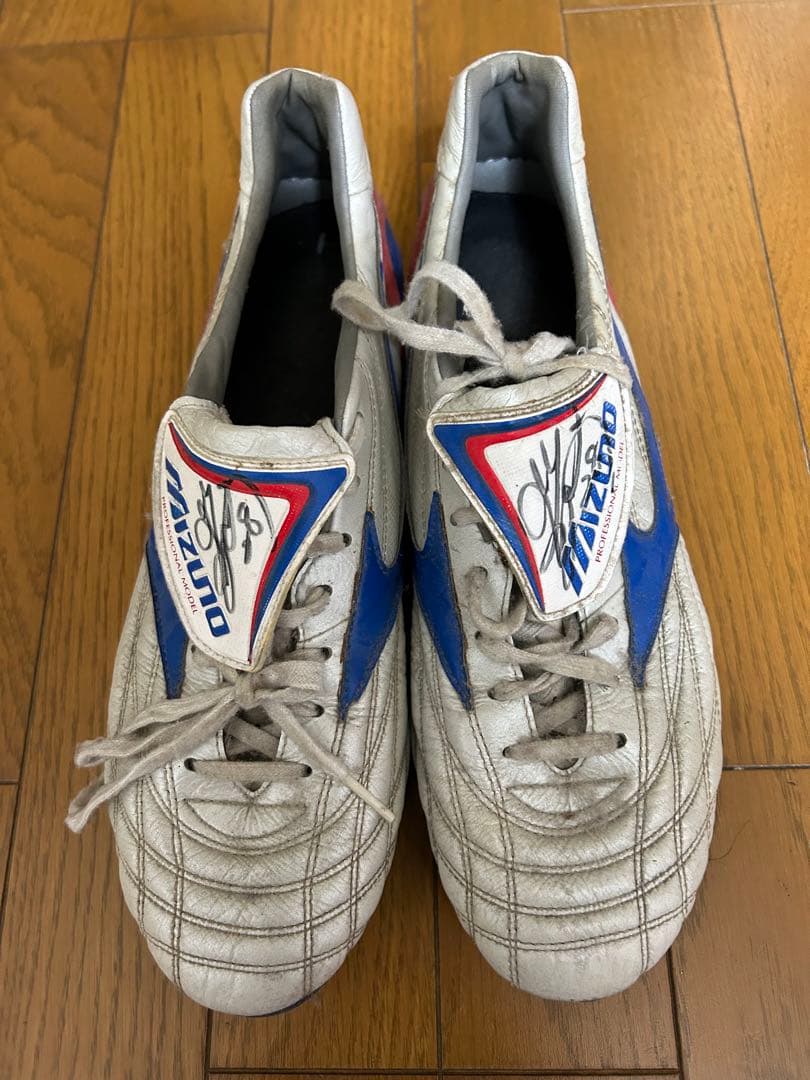 セレッソ大阪　山下達也選手　サイン入り使用済みスパイク