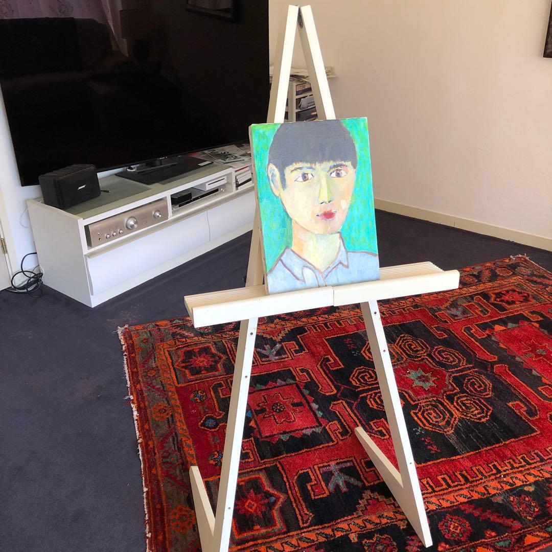 イーゼル　白　高さ135cm 横　cm