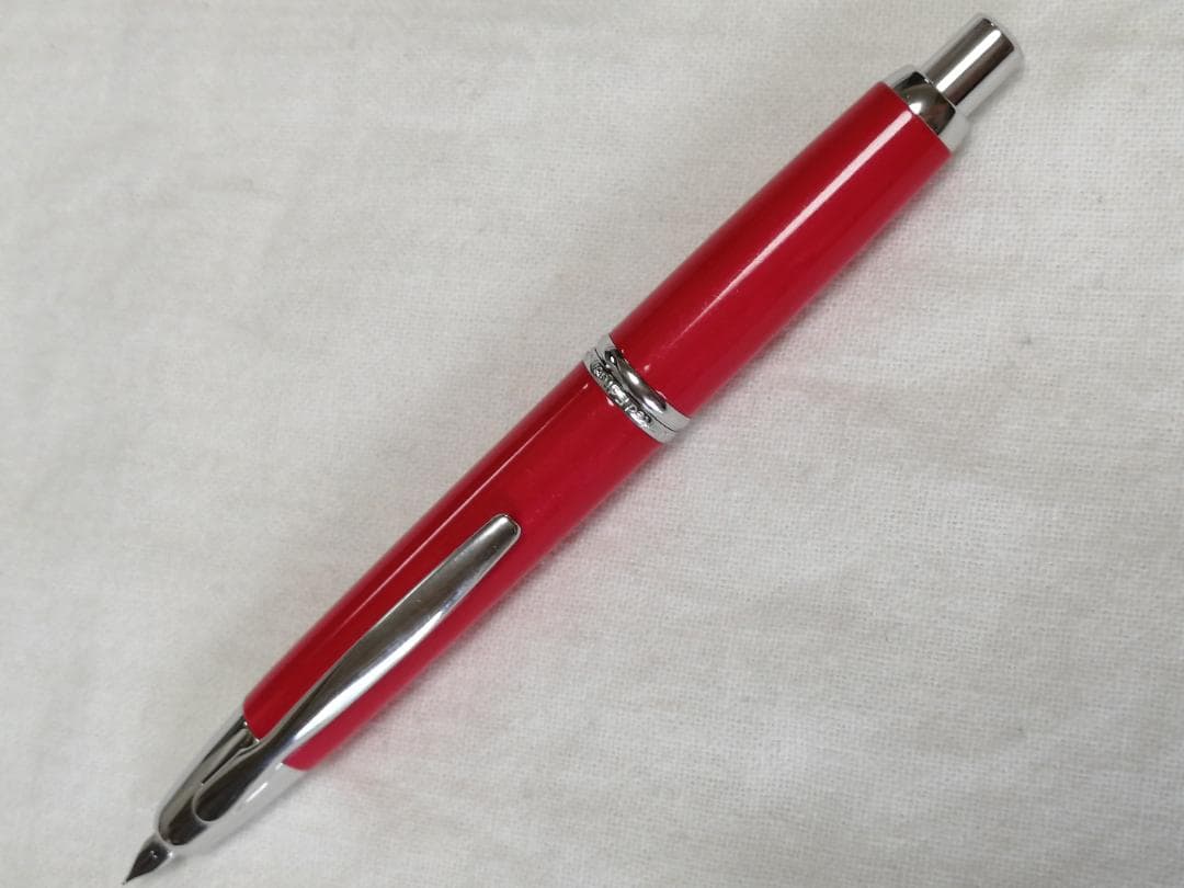 PILOT キャップレス 万年筆 限定カラー コーラルレッド <F>