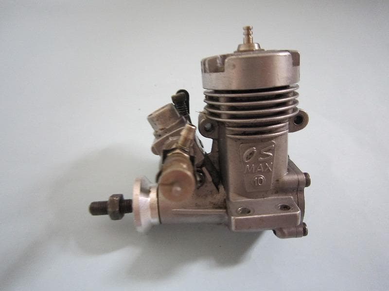 OS　小川精機　飛行機用　小型　エンジン　新品未使用部品　中古エンジン3個