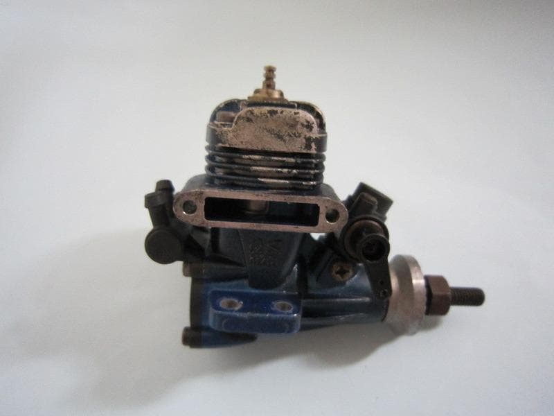 OS　小川精機　飛行機用　小型　エンジン　新品未使用部品　中古エンジン3個