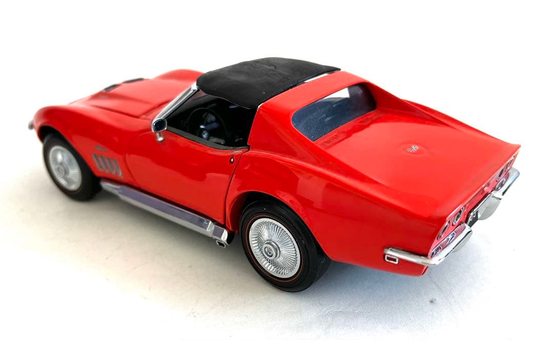 1/24(25) シボレー C3 コルベット スティングレイ　朱色