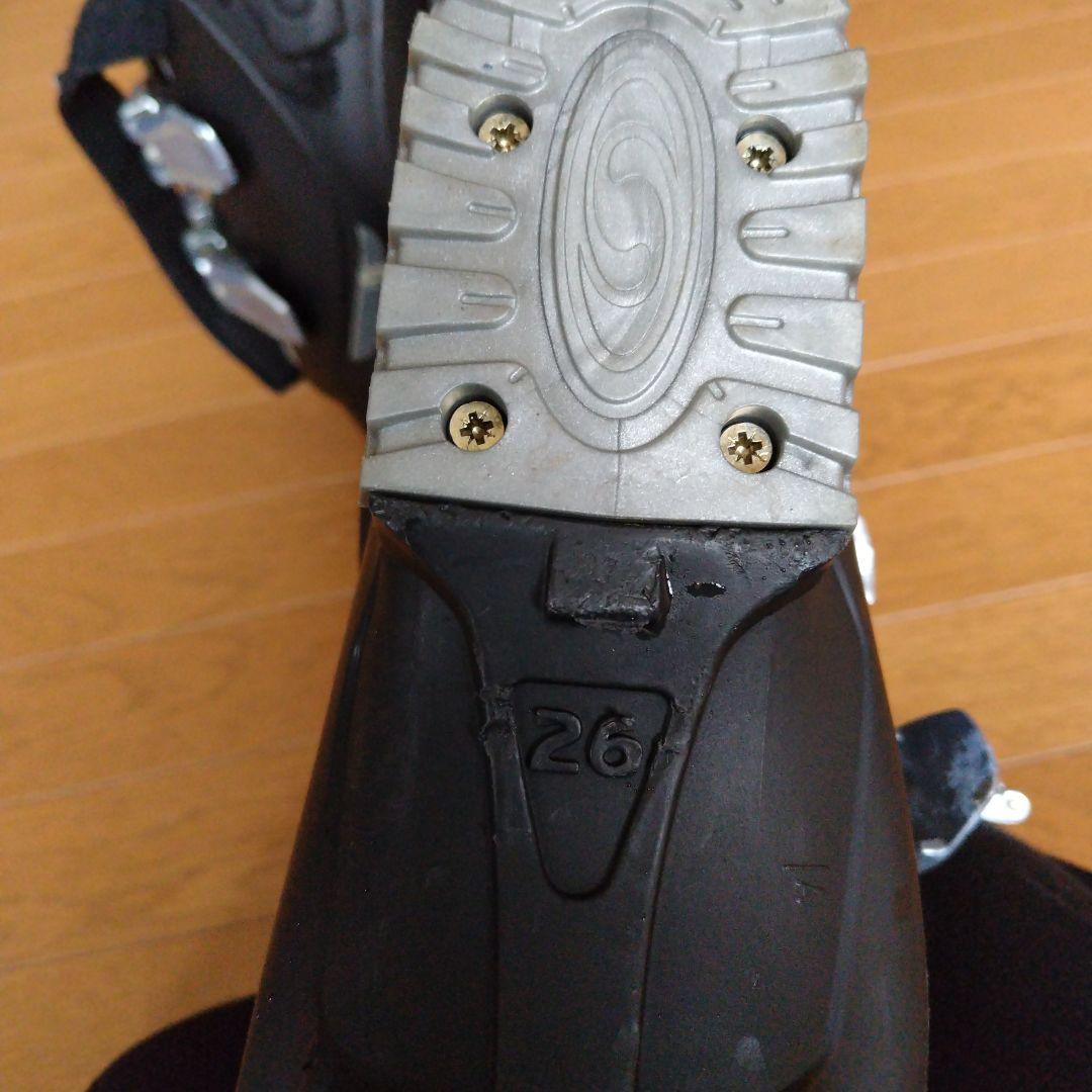 SALOMONスキーブーツ