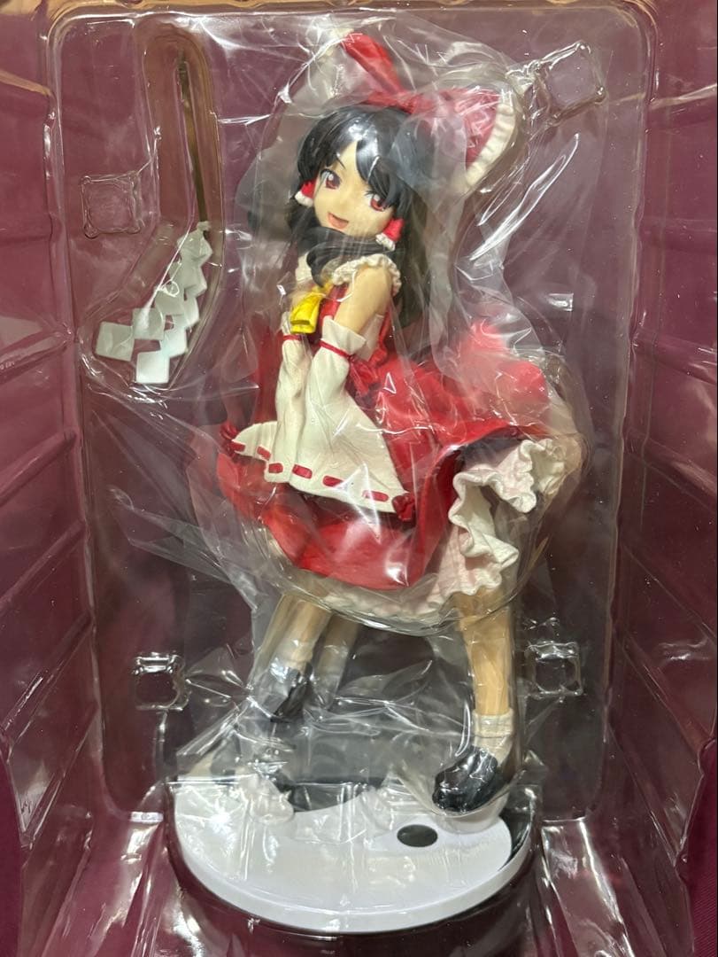 Gift 博麗霊夢 1/8スケール フィギュア 東方project ギフト